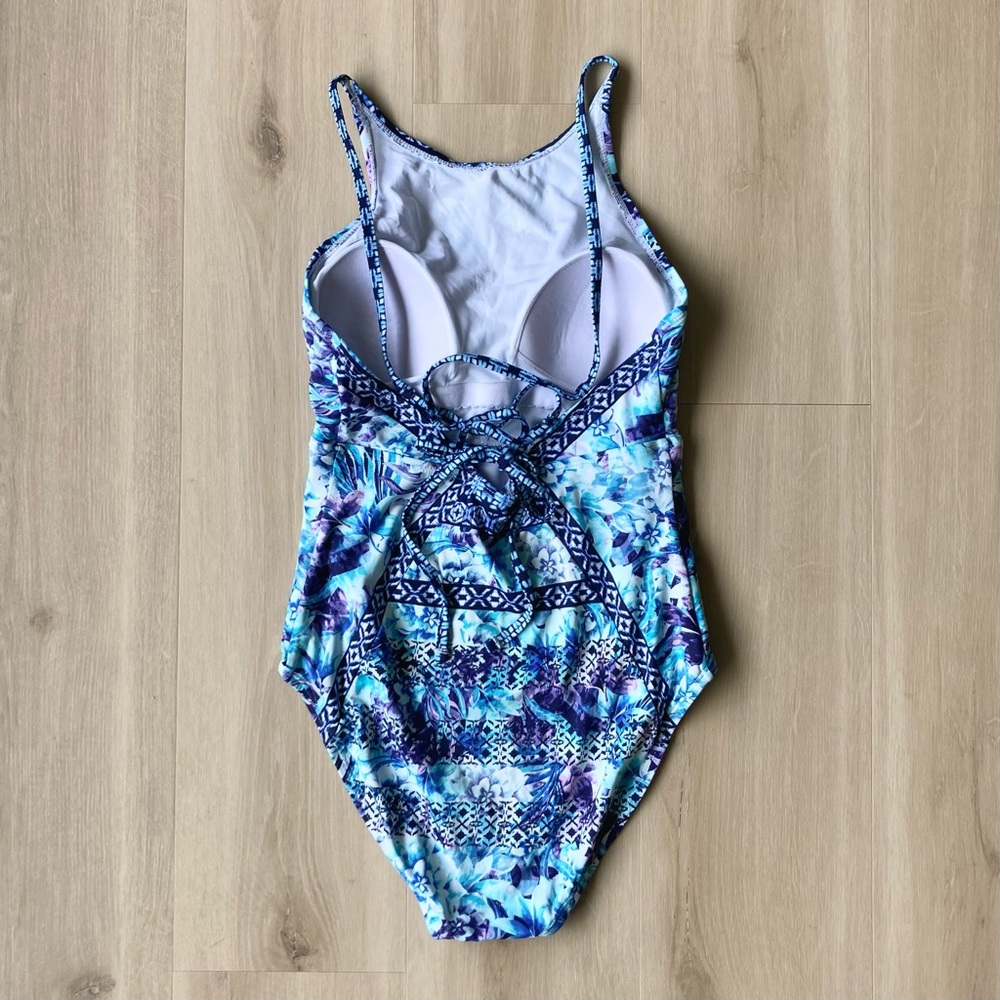 Tommy Bahama One Piece Swimsuit Blue Purple Floral size 8 - Picture 2 of 10